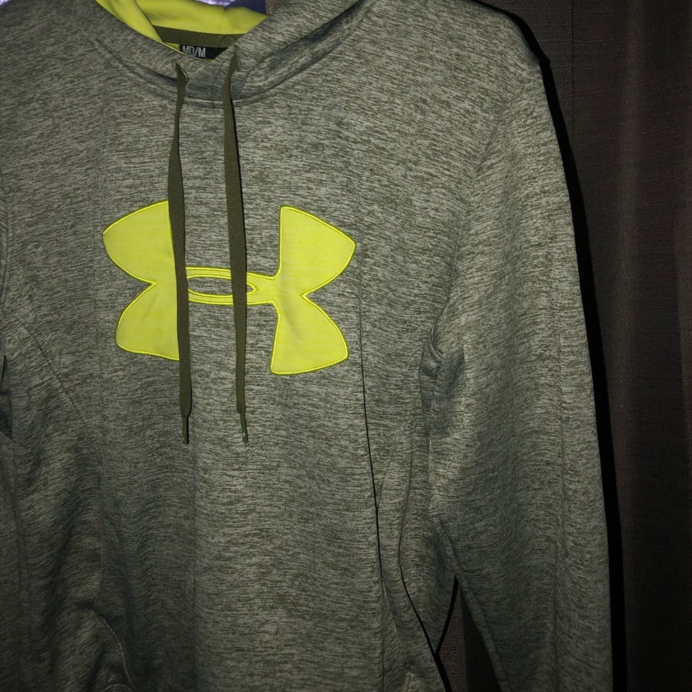 Under Armour Hoodie